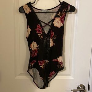 ✨2/$20 Charlotte Russe Bodysuit